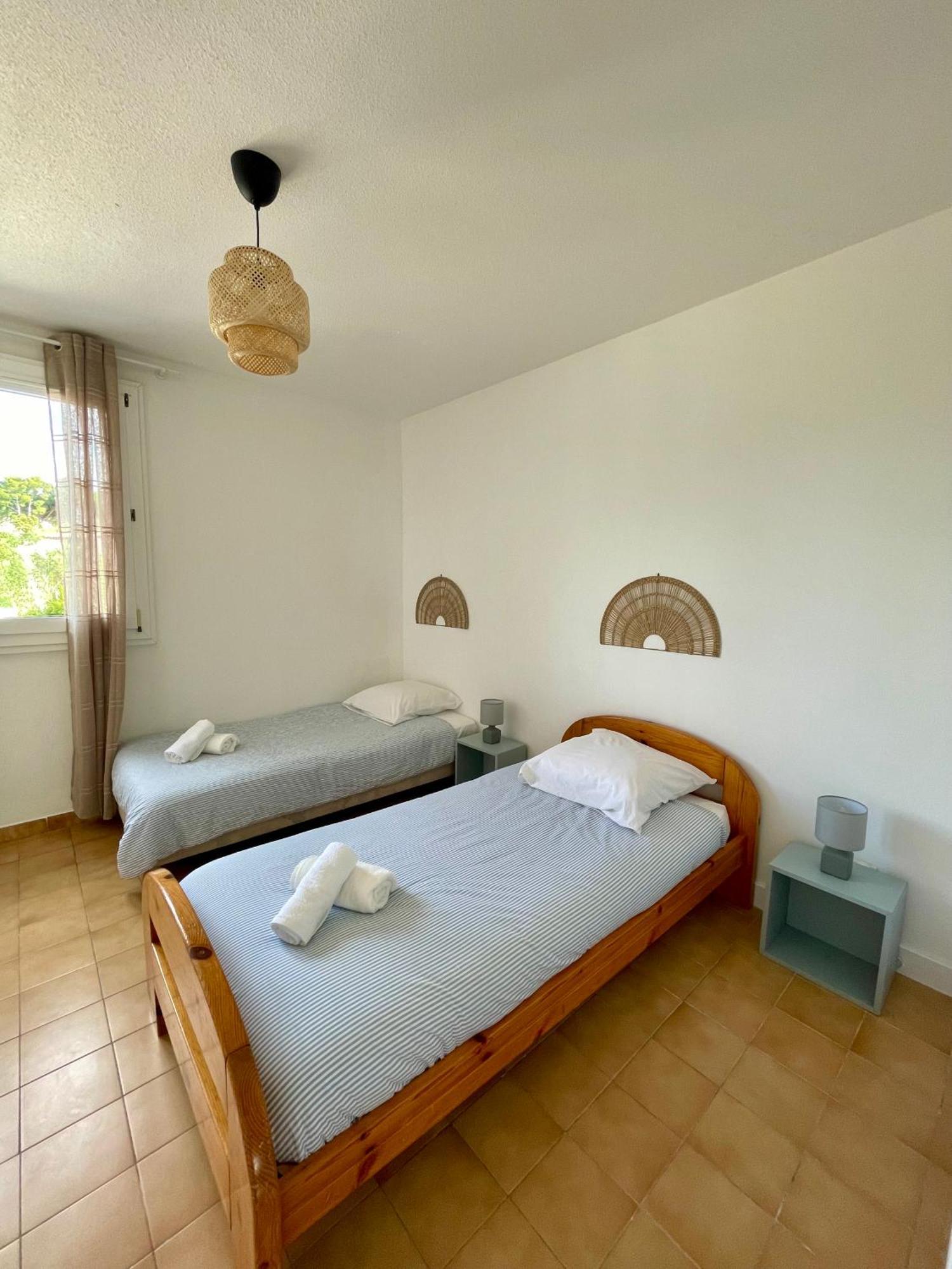 Superbe Duplex Refait A Neuf ! Apartment Hyeres Bagian luar foto