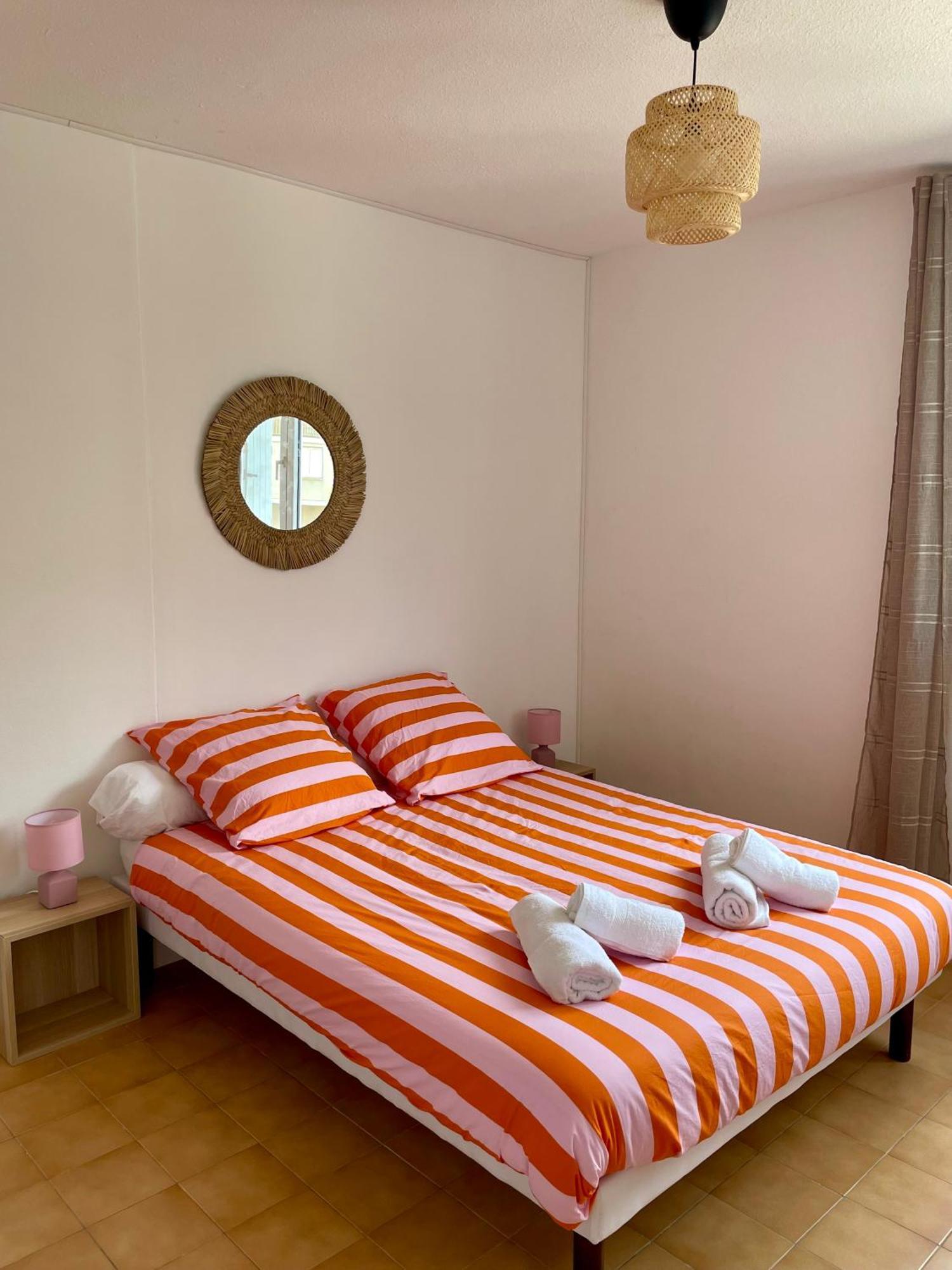 Superbe Duplex Refait A Neuf ! Apartment Hyeres Bagian luar foto